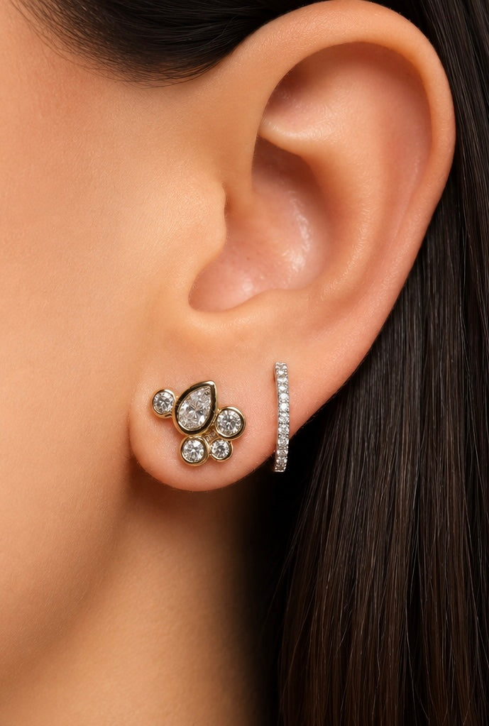 Luminous stud Earrings