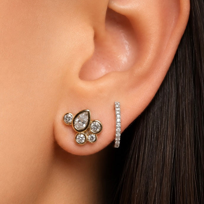 Luminous stud Earrings