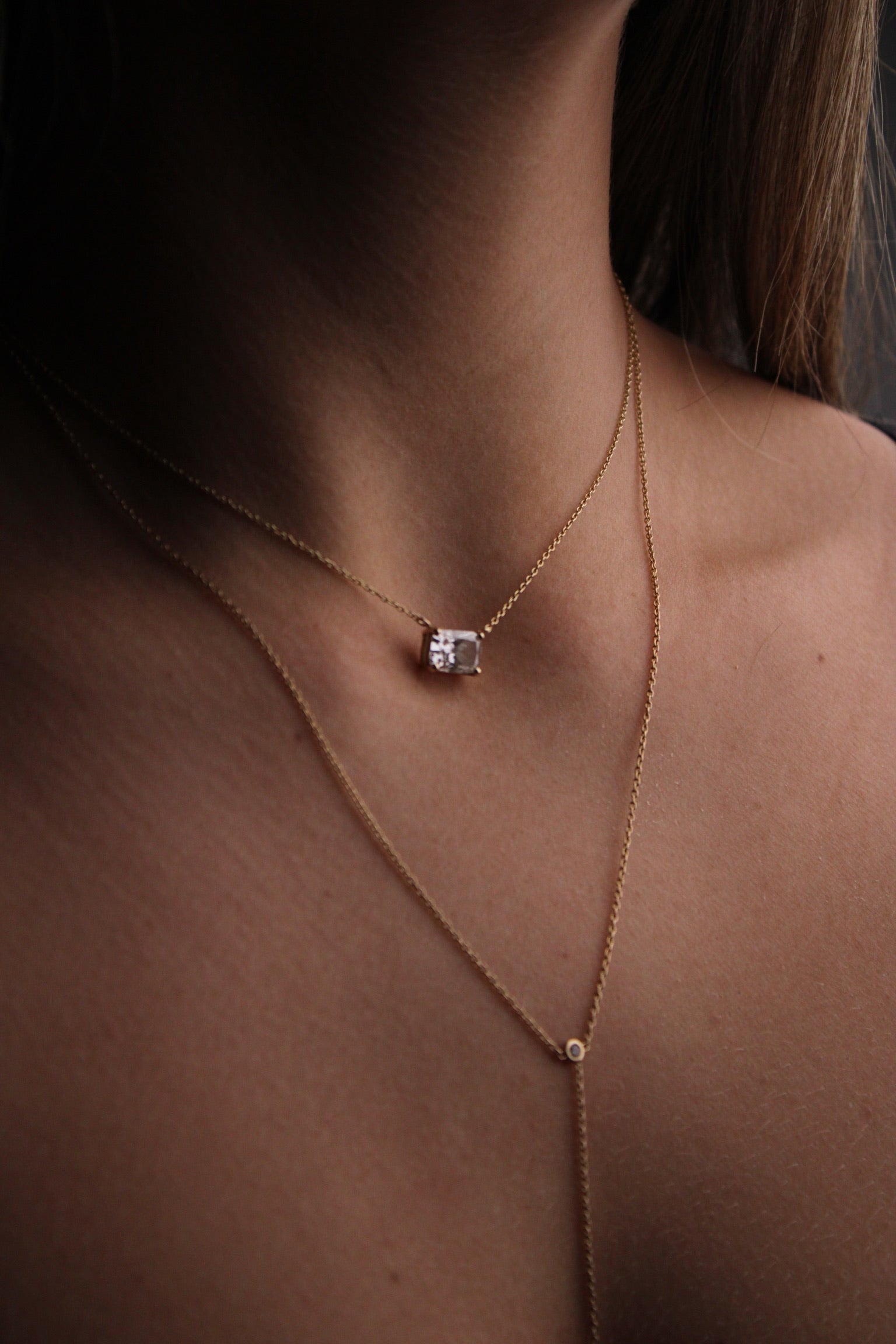 Elongated cushion floating diamond