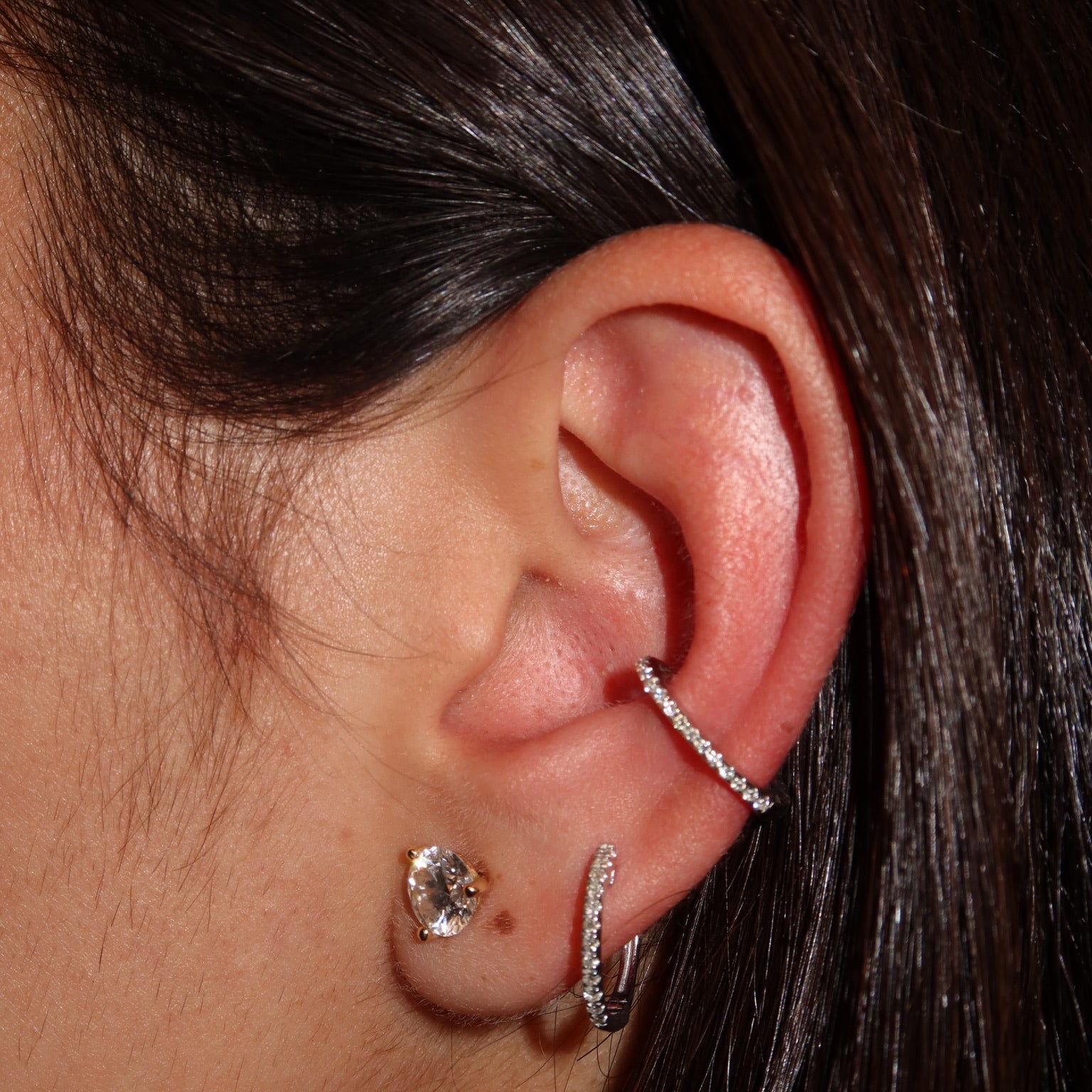 Glint line earcuff