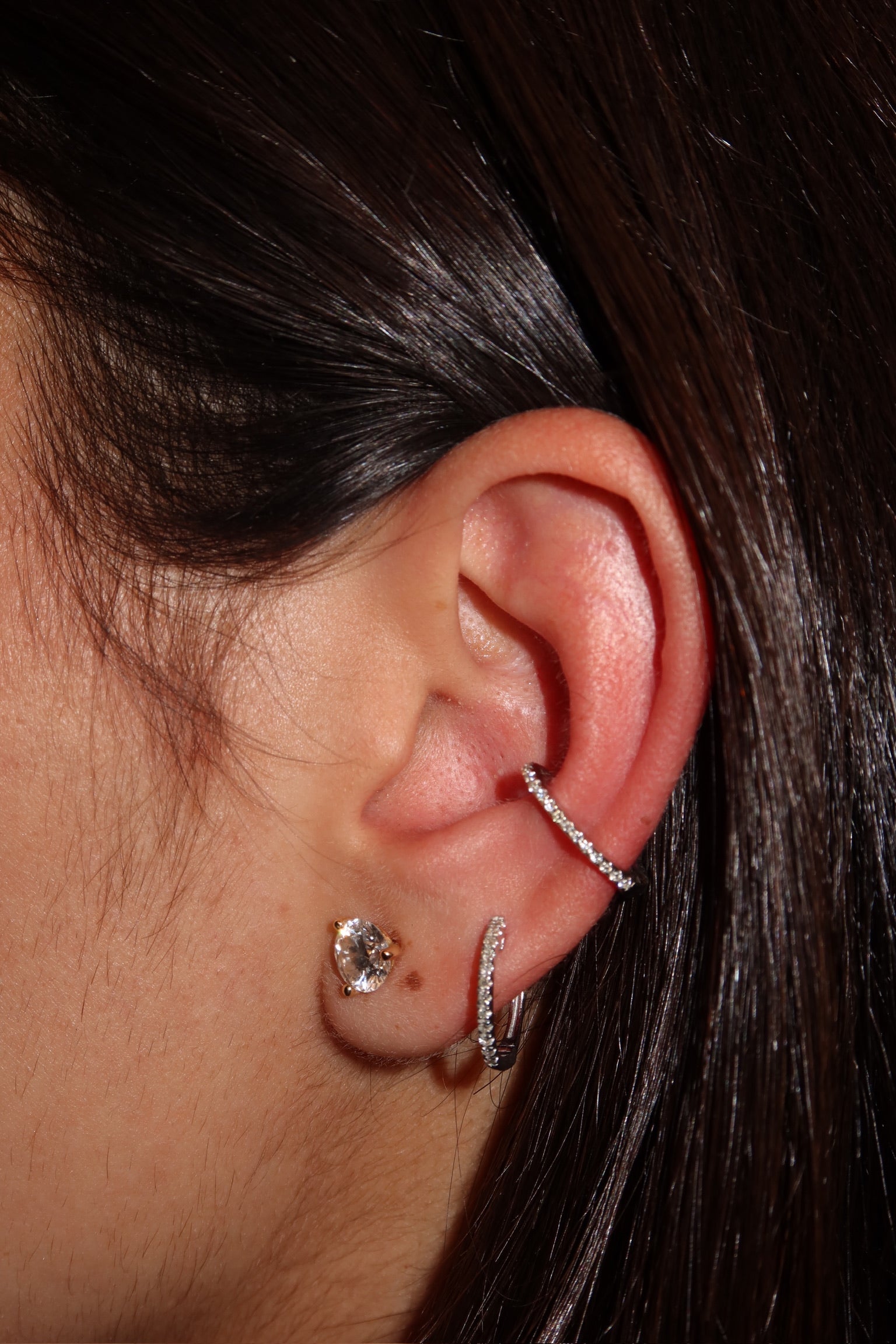 Glint line earcuff