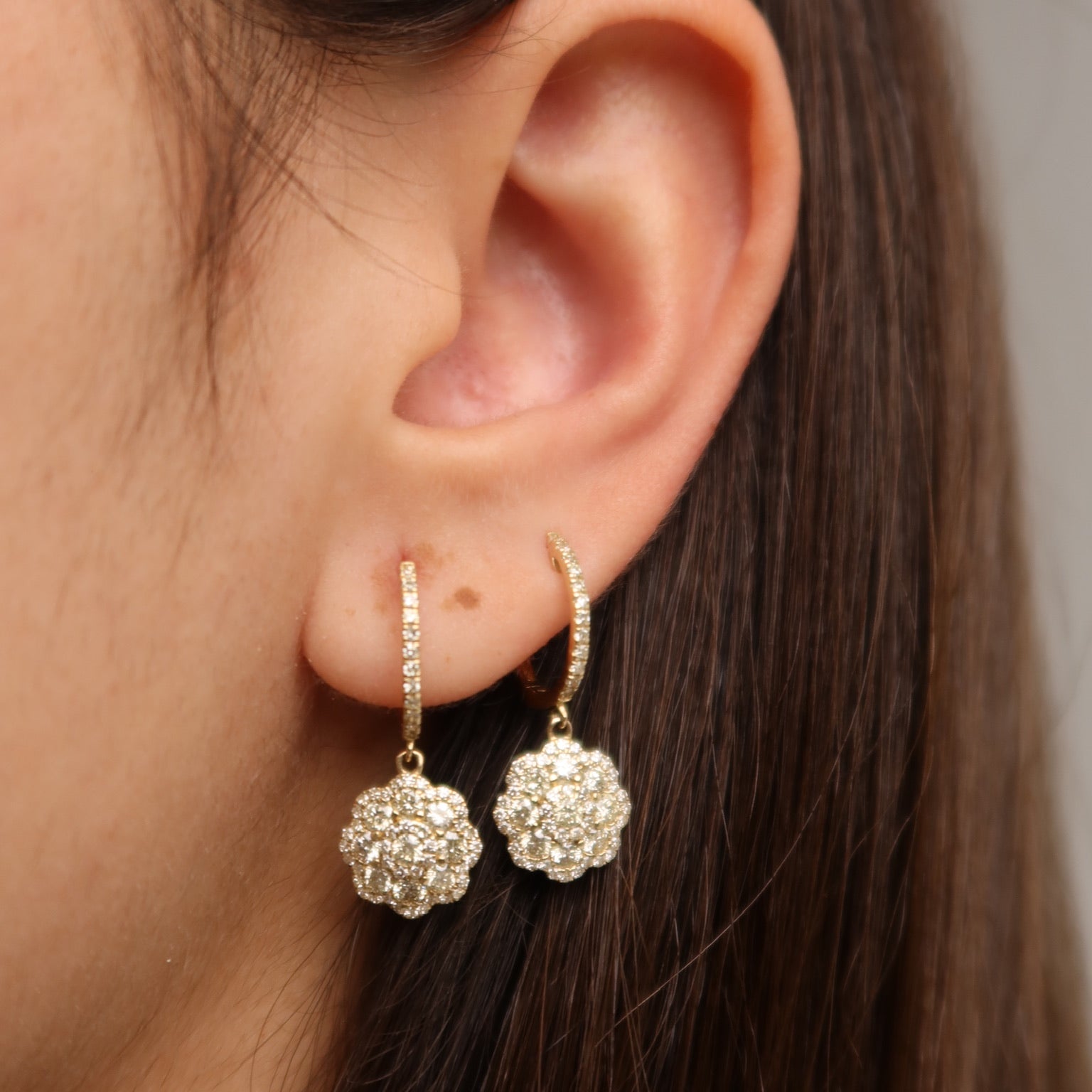 Daisy hoops
