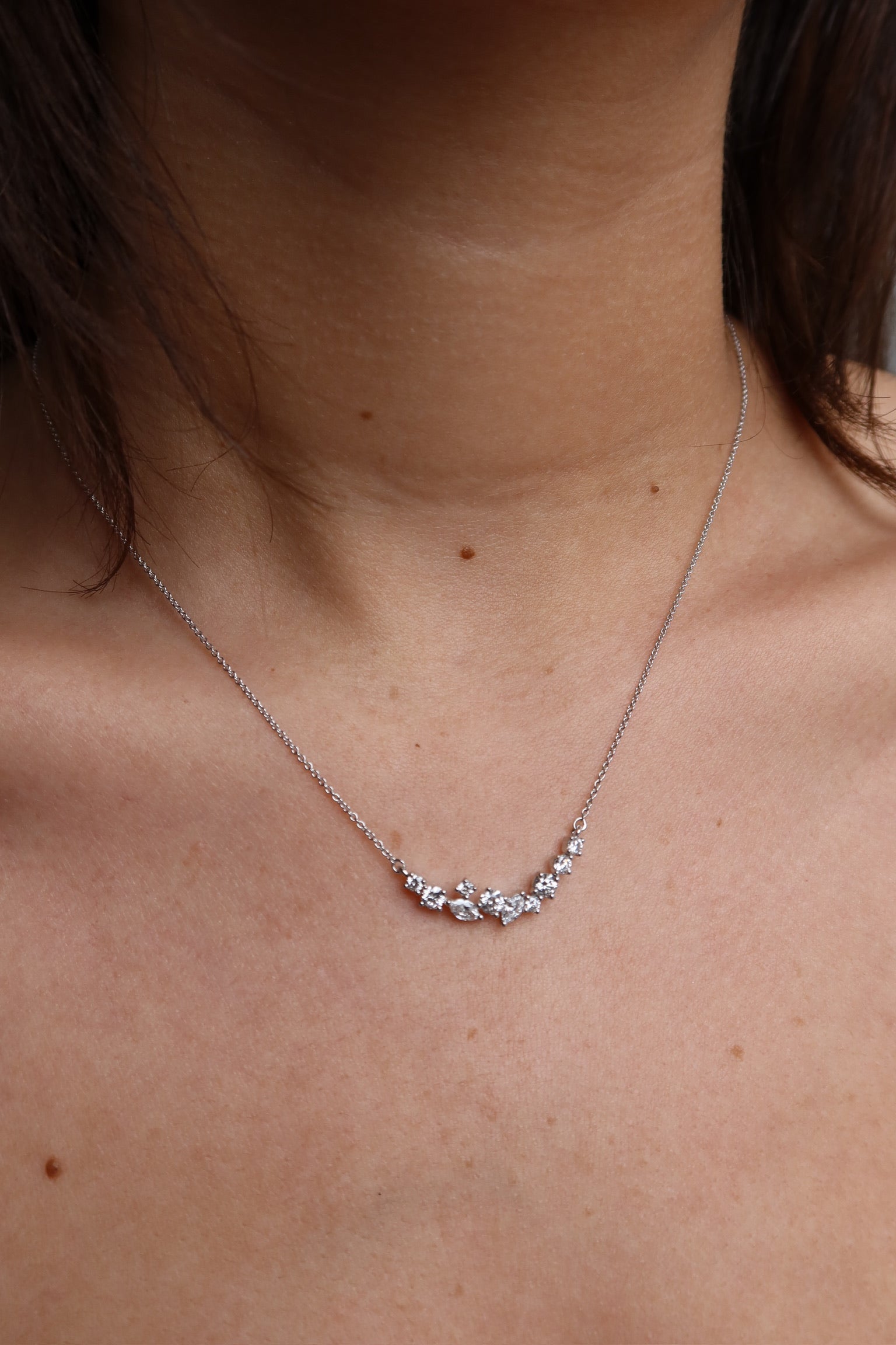 Multishape diamond smile necklace