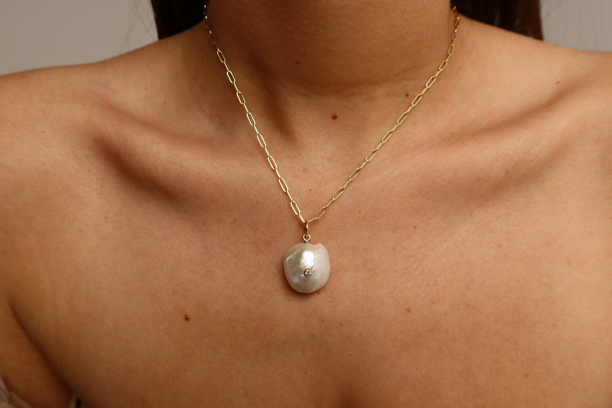 Halo Pearl Charm