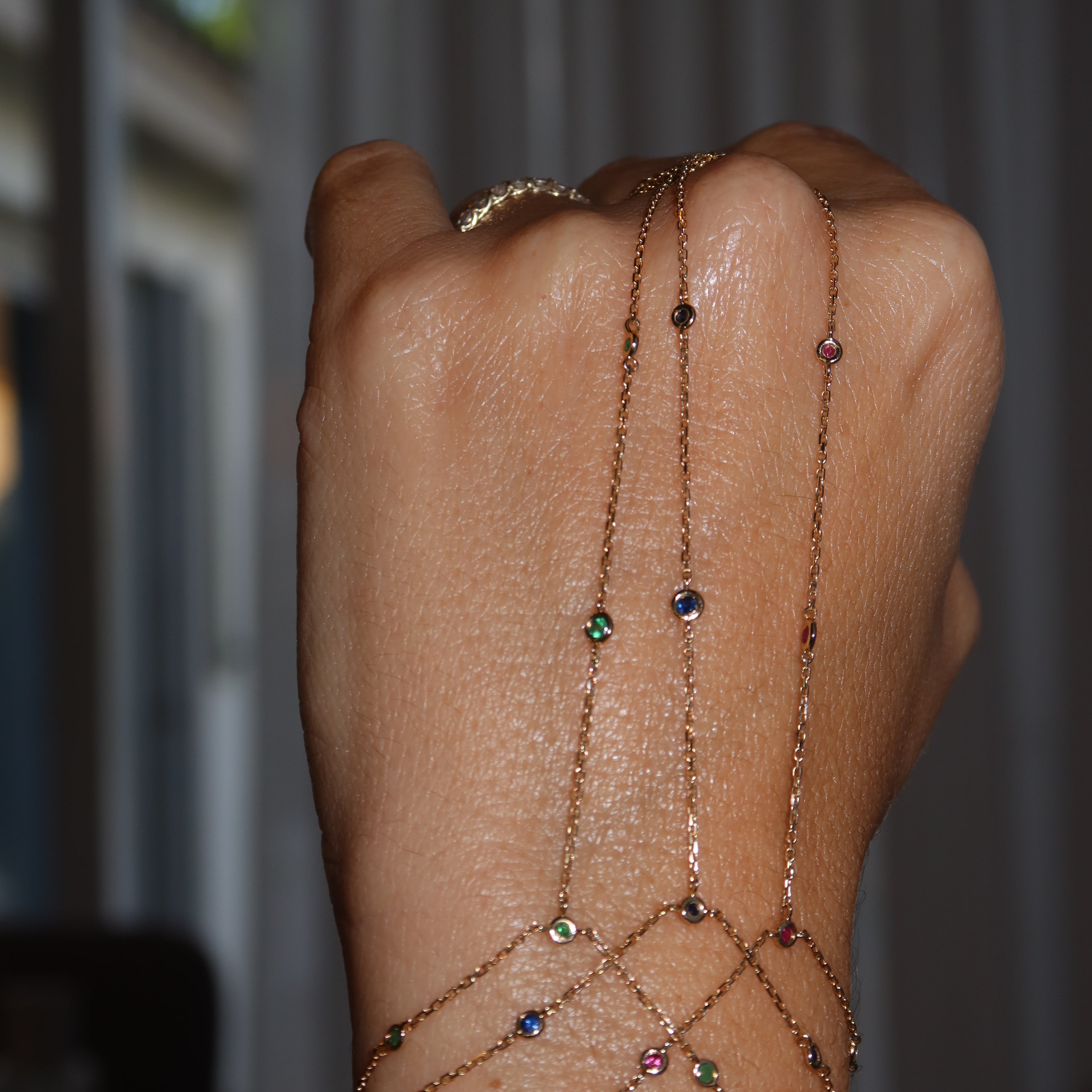 Emerald Handchain