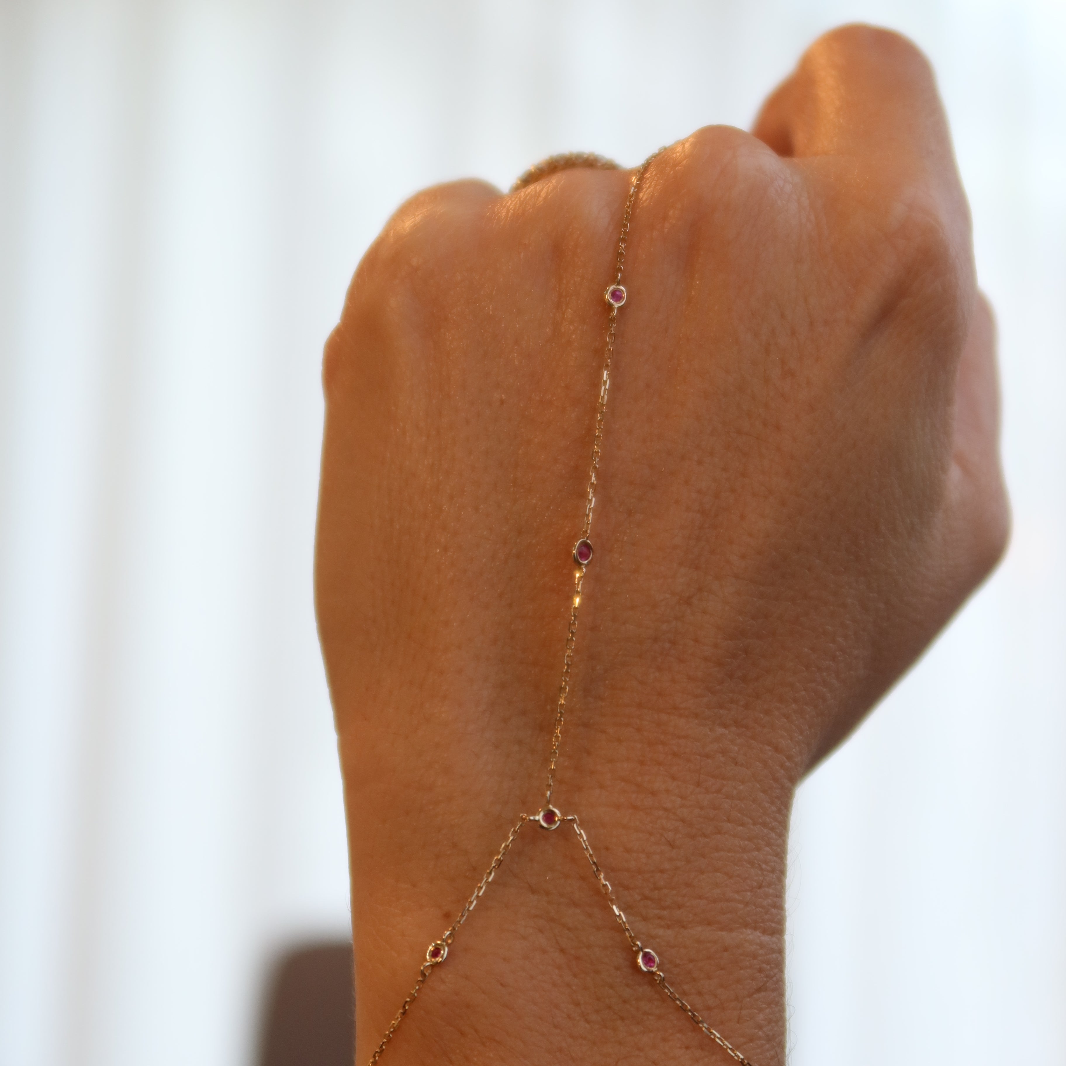 Ruby Handchain
