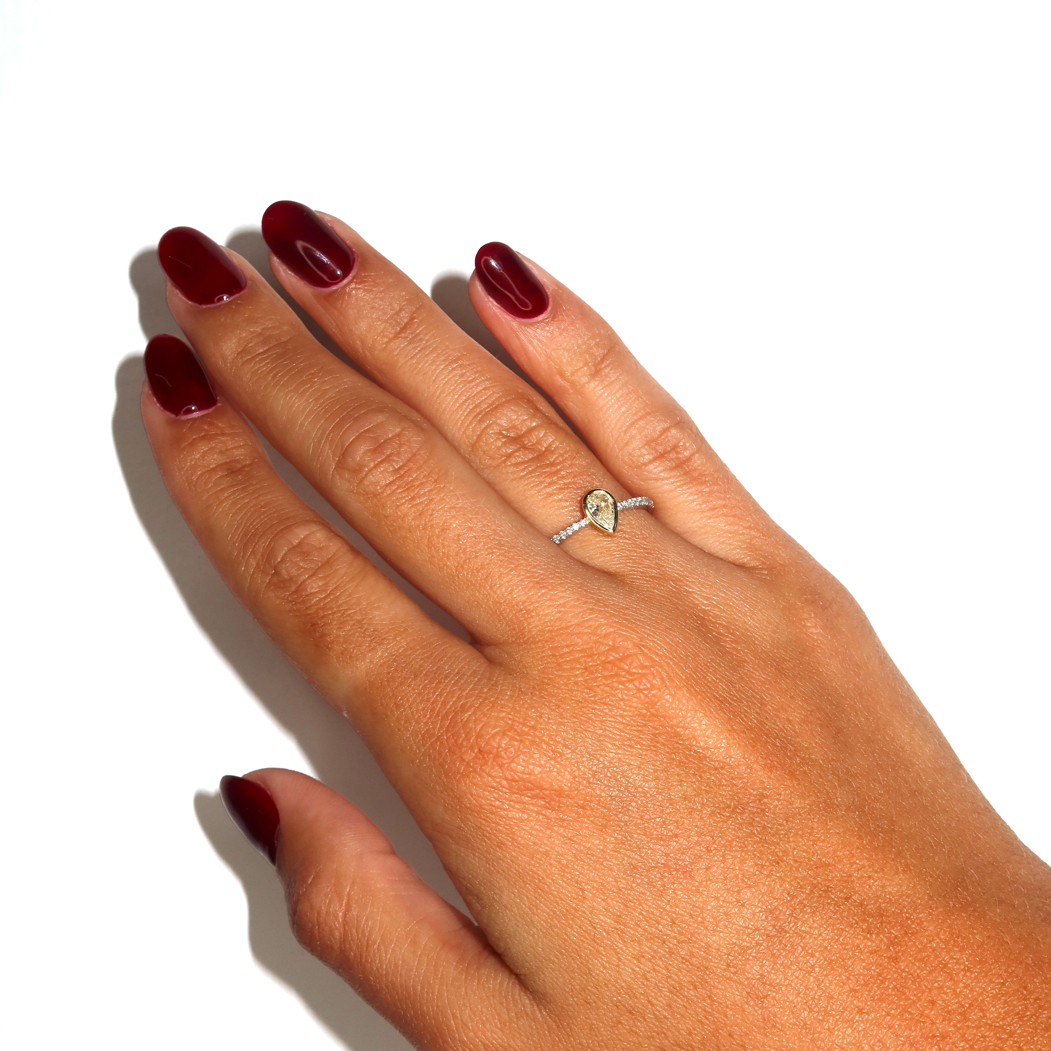 Pear Light Ring