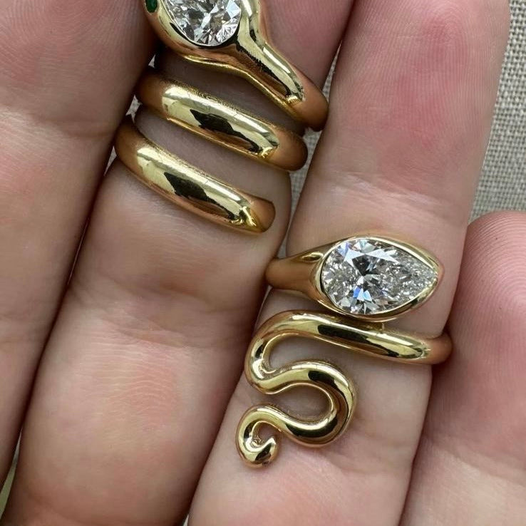 Emerald Snake Ring