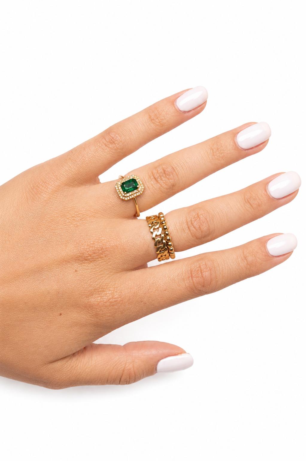 Amelia Ring